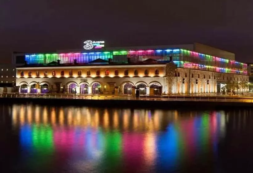 هتل Travelodge Plus Dublin City Centre