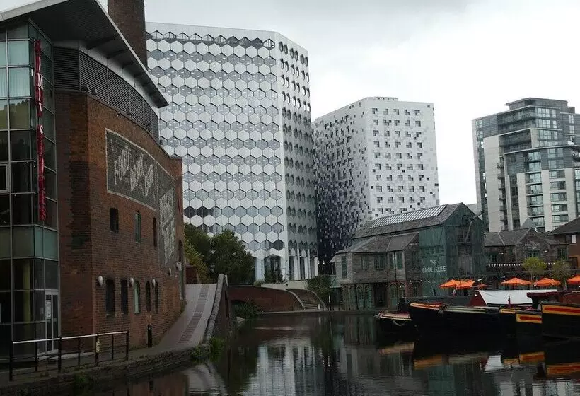 هتل Travelodge Plus Dublin City Centre