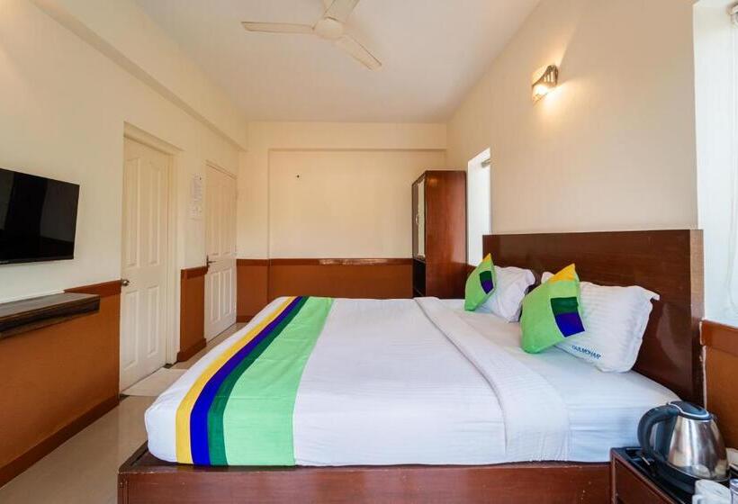 Пансион Treebo Gulmohar Beach Resort