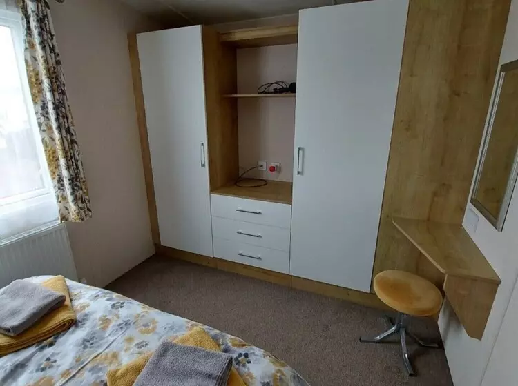 Beautiful 6 Berth Caravan In Bude