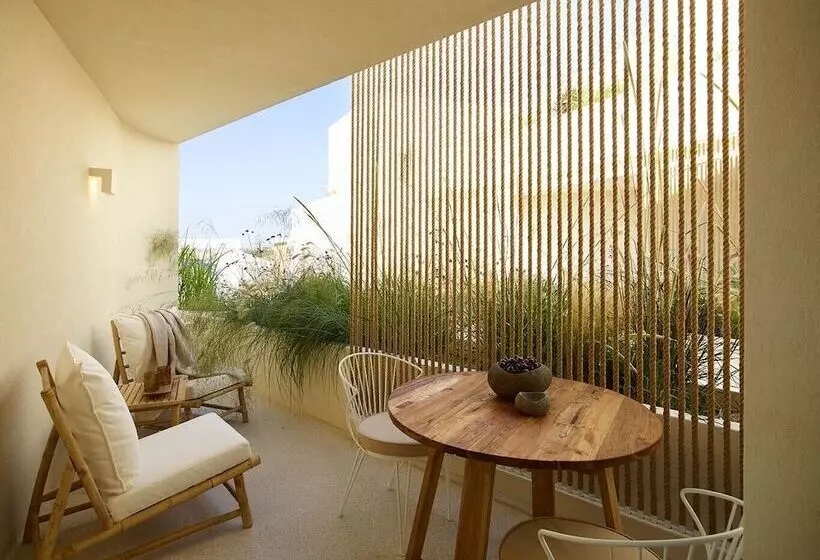 Hôtel White Pebble Suites