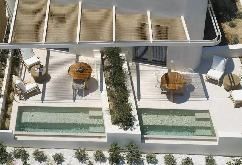 Hôtel White Pebble Suites