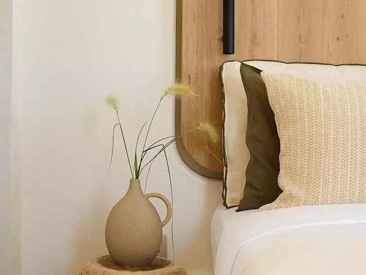 Hôtel White Pebble Suites