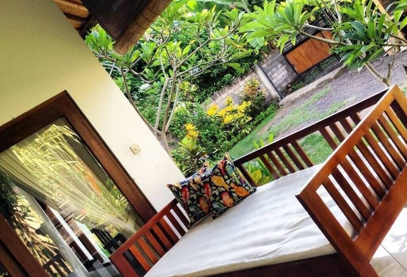 Kirana Homestay Breeze Bungalow