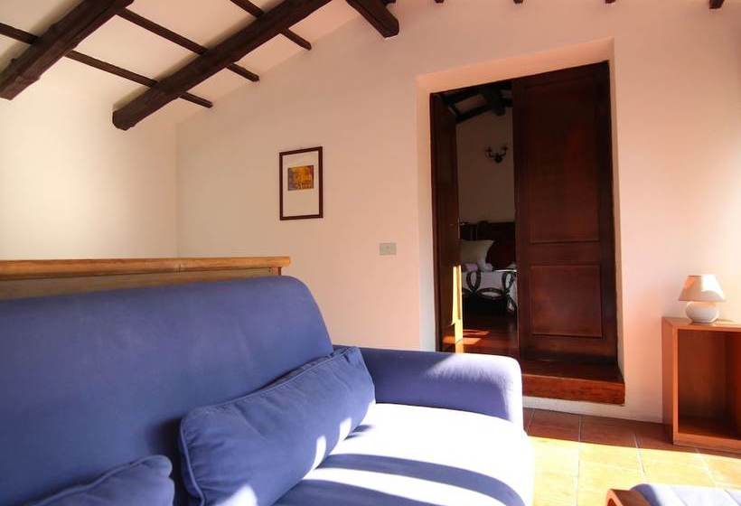 Luxurious Cottage In Vo With Garden