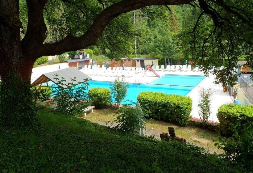 Резиденция Inviting 2 Bed House In Tignale