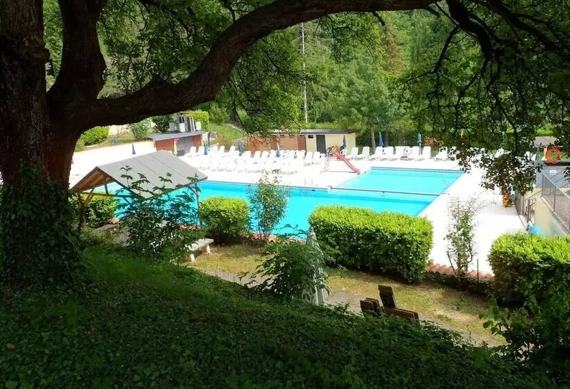 Residenssi Inviting 2 Bed House In Tignale