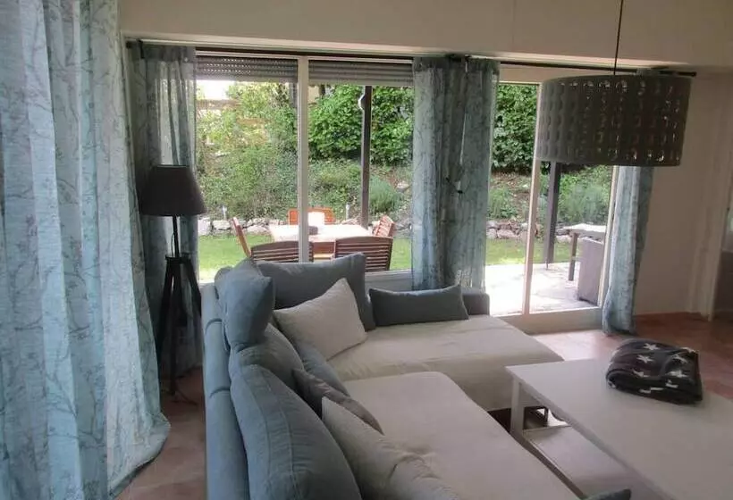 Residenssi Inviting 2 Bed House In Tignale