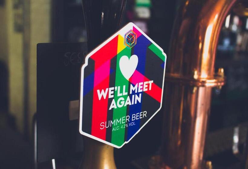 ベッドアンドブレックファースト The Lazy Pug