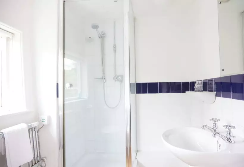 Bull Hotel By Greene King Inns