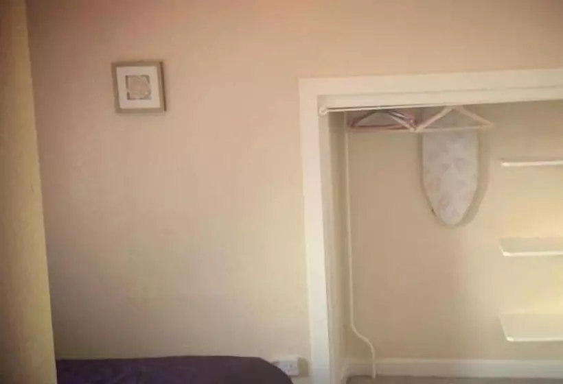 Hotel Chapel Cross Guesthouse