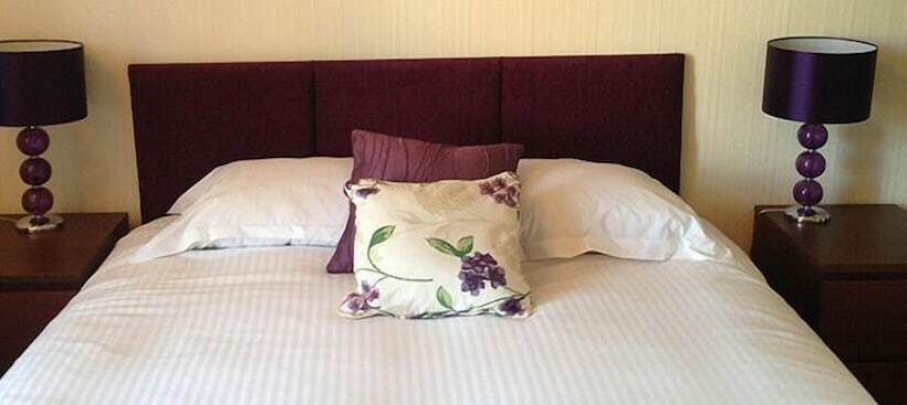 Hotel Chapel Cross Guesthouse