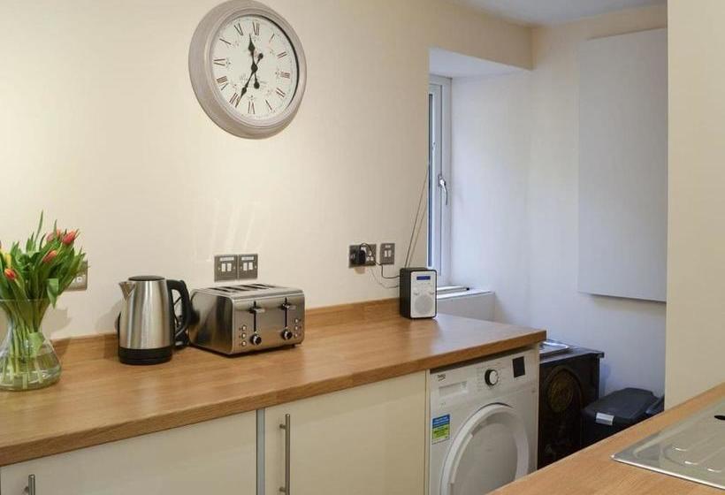 Hotelli Cliff Cottage