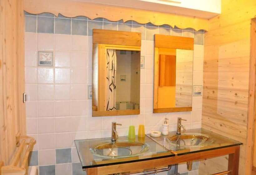 호텔 La Grange Aux Loups