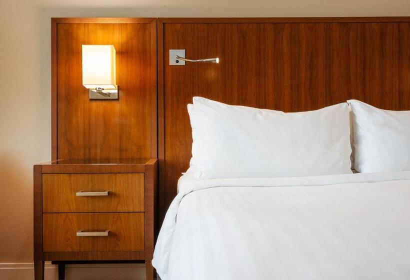 London Twickenham Stadium Hotel, A Member Of Radisson Individuals