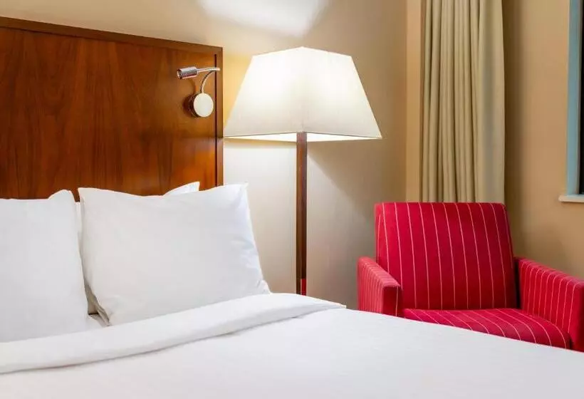 London Twickenham Stadium Hotel, A Member Of Radisson Individuals