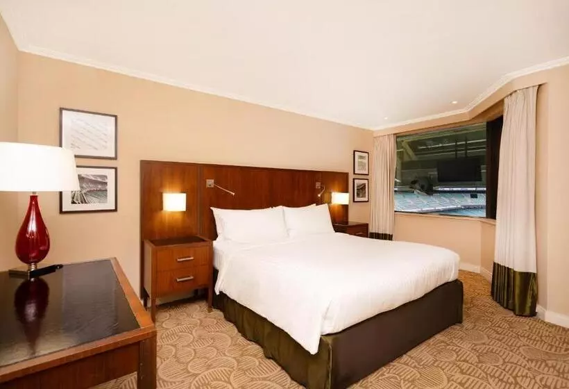 London Twickenham Stadium Hotel, A Member Of Radisson Individuals
