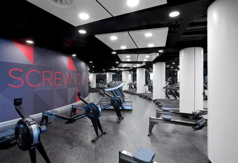 London Twickenham Stadium Hotel, A Member Of Radisson Individuals