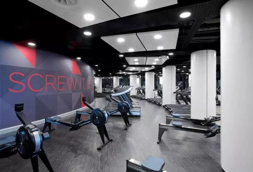 London Twickenham Stadium Hotel, A Member Of Radisson Individuals