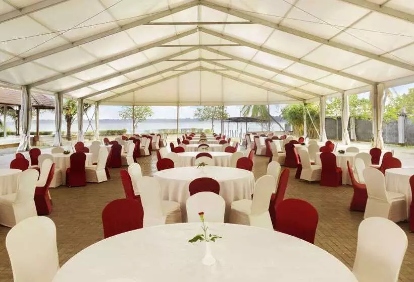 ホテル Ramada Resort By Wyndham Kochi