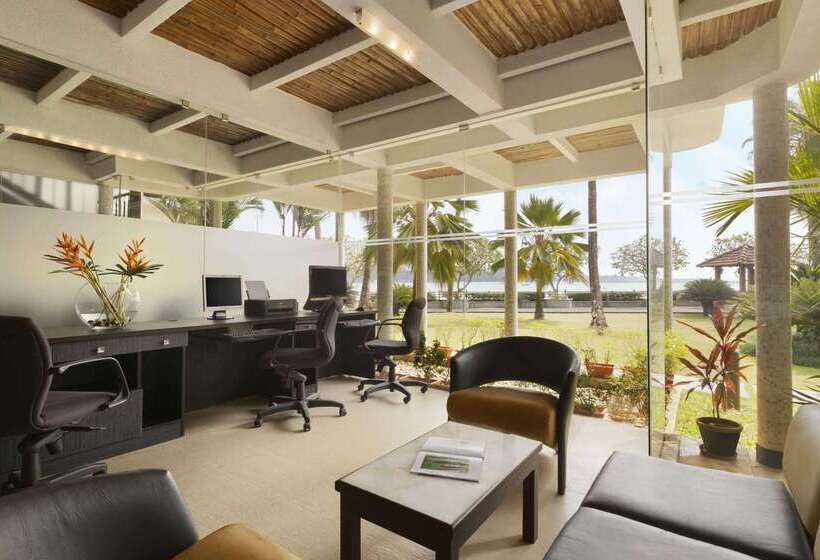 فندق Ramada Resort By Wyndham Kochi