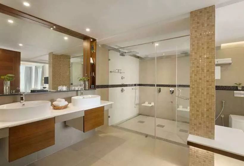 ホテル Ramada Resort By Wyndham Kochi