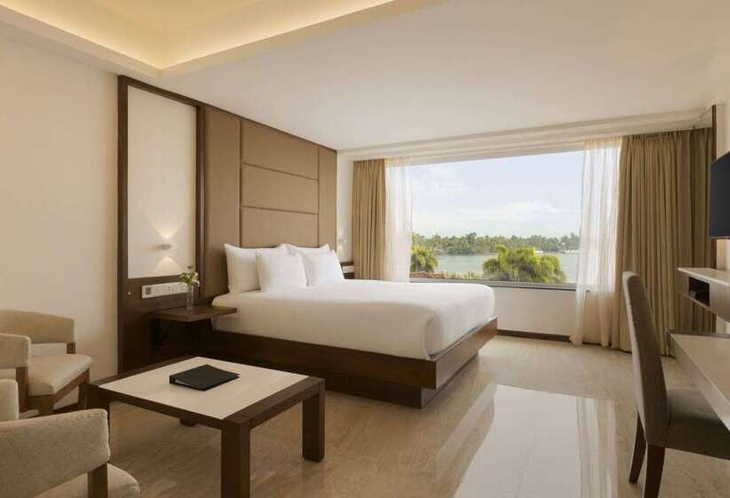 فندق Ramada Resort By Wyndham Kochi