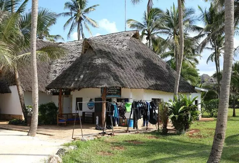 Отель Sultan Sands Island Resort & Spa