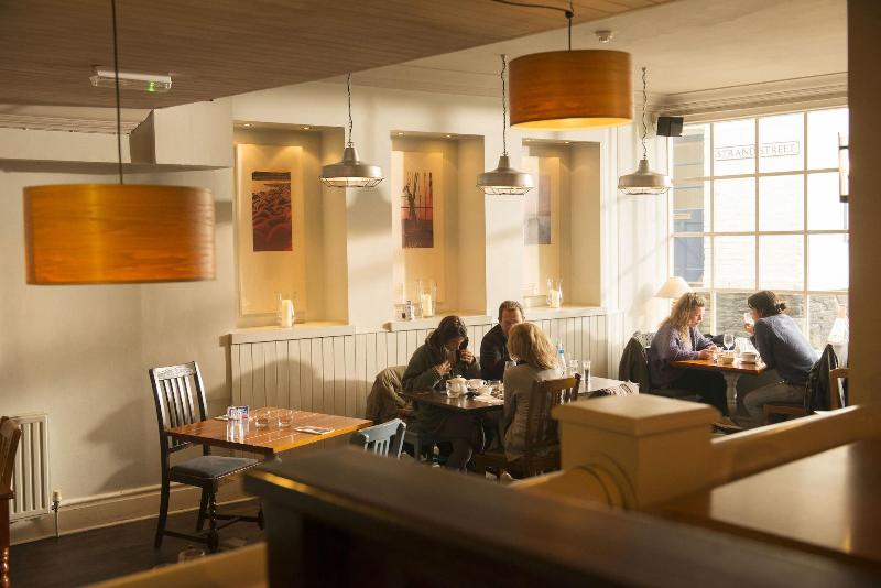 בית מלון כפרי The Old Custom House