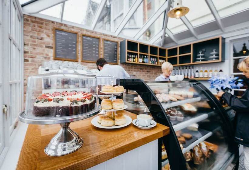 בית מלון כפרי The Old Custom House