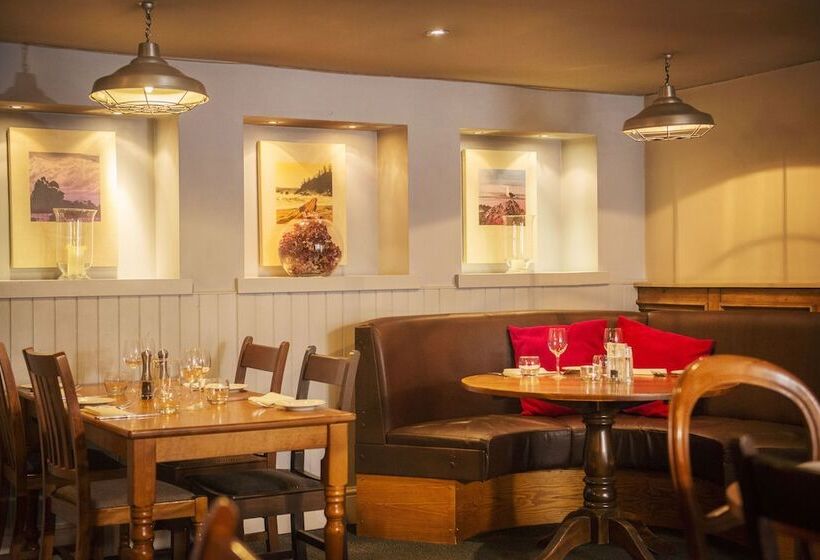 בית מלון כפרי The Old Custom House