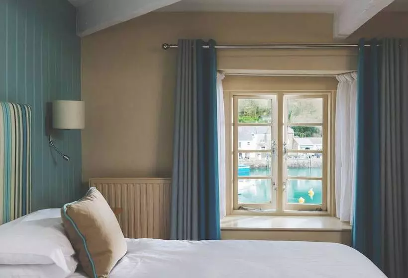 Отель The Old Custom House