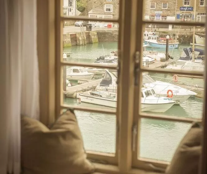 Отель The Old Custom House