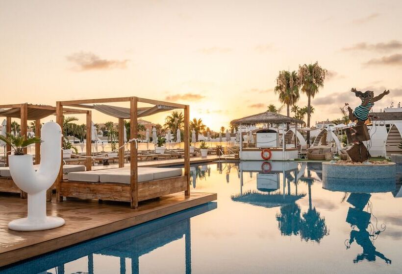 Lago Resort Menorca  Casas Del Lago Adults Only