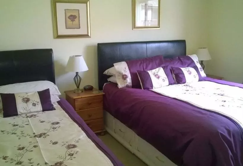 Woodside Of Glasslaw Guesthouse