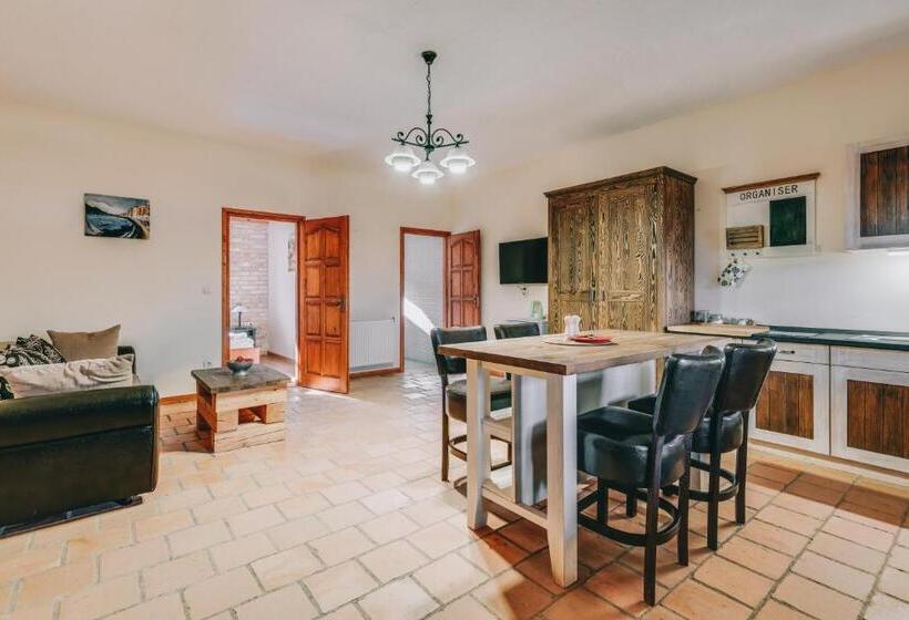 Bed and Breakfast Matild Country