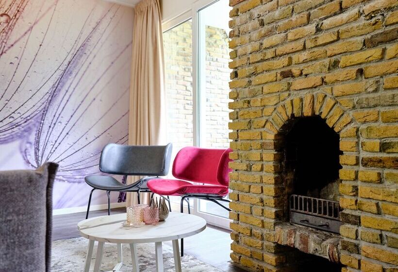 אתר נופש Vakantiepark De Bosrand