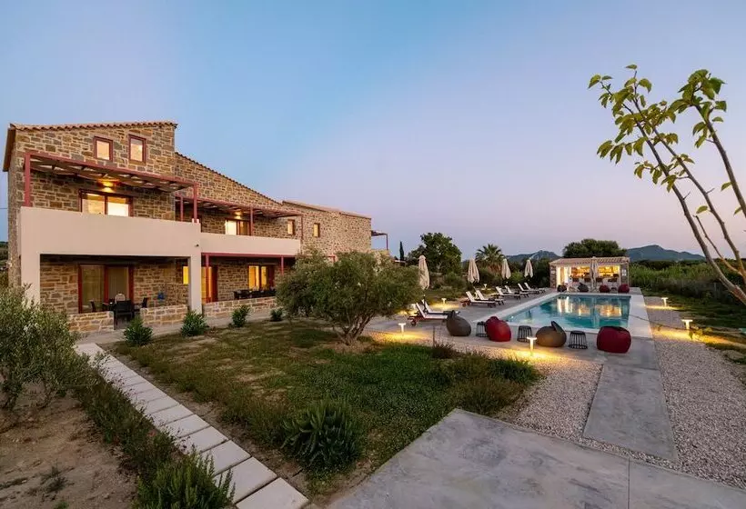 Abeloessa Methonian Hospitality