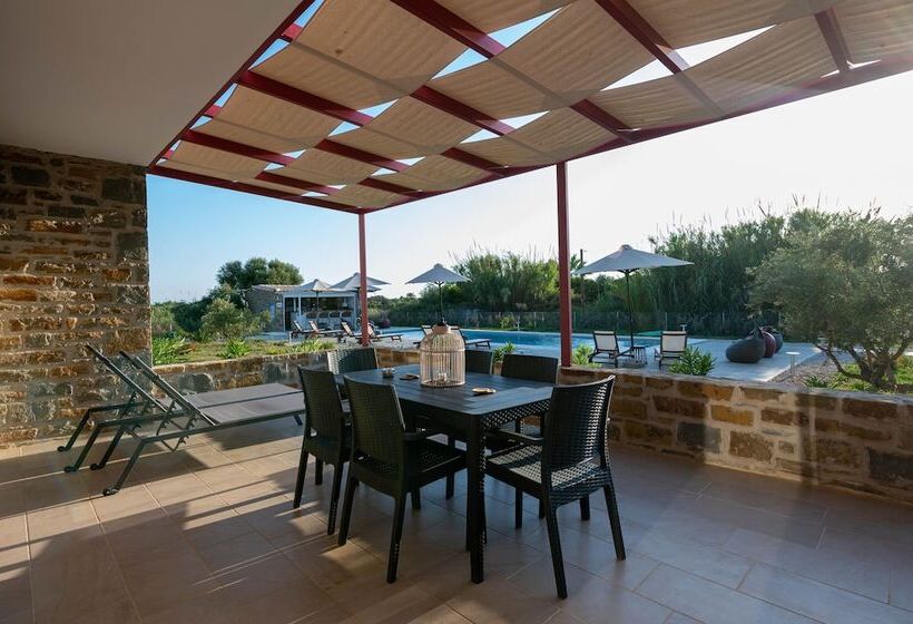 Abeloessa Methonian Hospitality