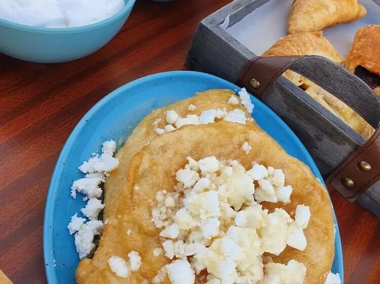 Abeloessa Methonian Hospitality