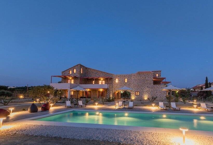 Abeloessa Methonian Hospitality