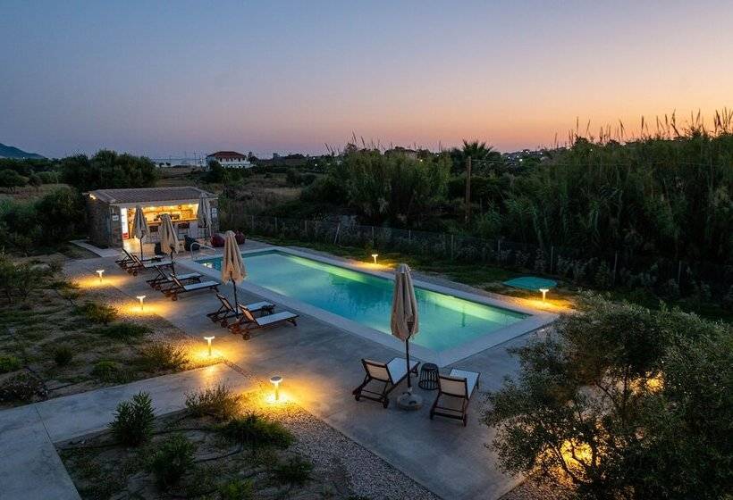 Abeloessa Methonian Hospitality