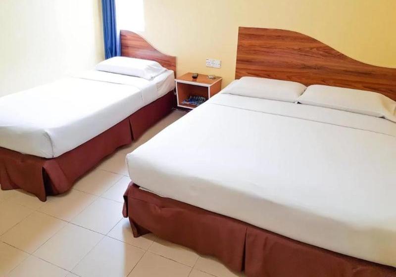 Aj Hotel By Oyo Rooms