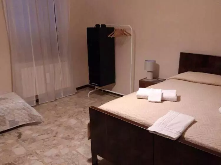 تختخواب و صبحانه Casale Lucia