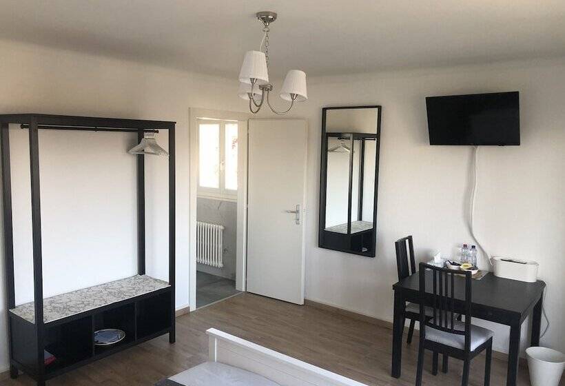 Hotel Au Bonheur Des Iris