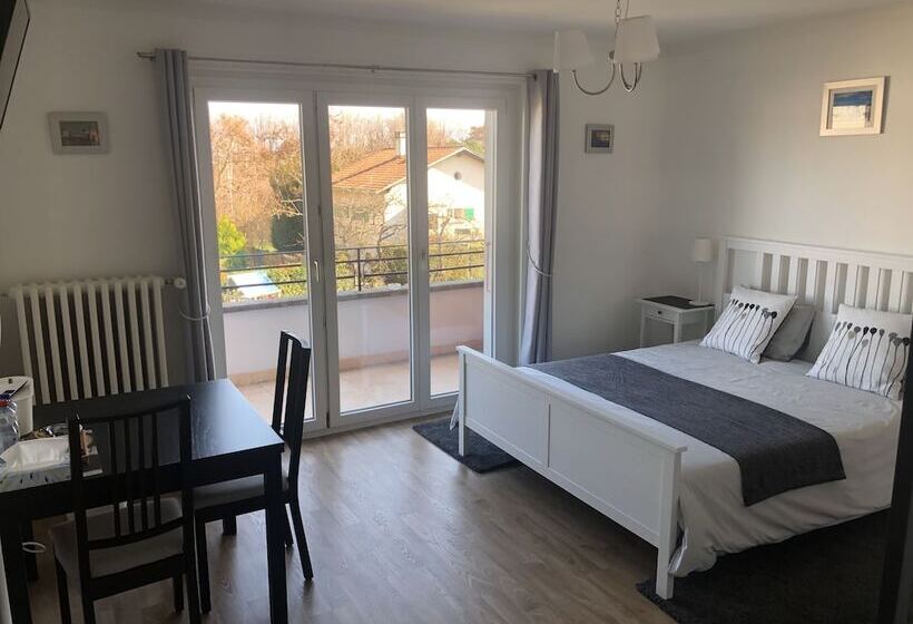 Hotel Au Bonheur Des Iris