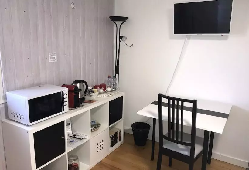 ホテル Au Bonheur Des Iris