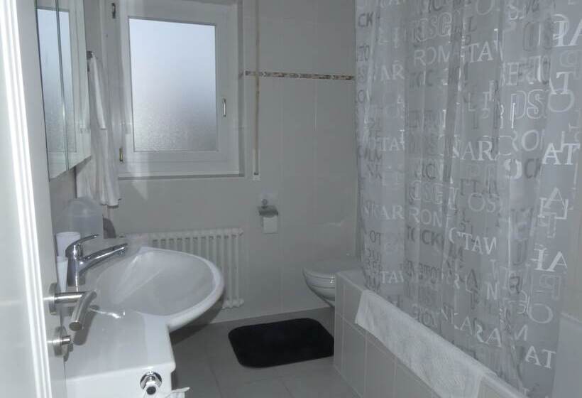 Hotel Au Bonheur Des Iris