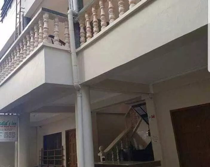 Hotelli Madid's Inn Beach Resort