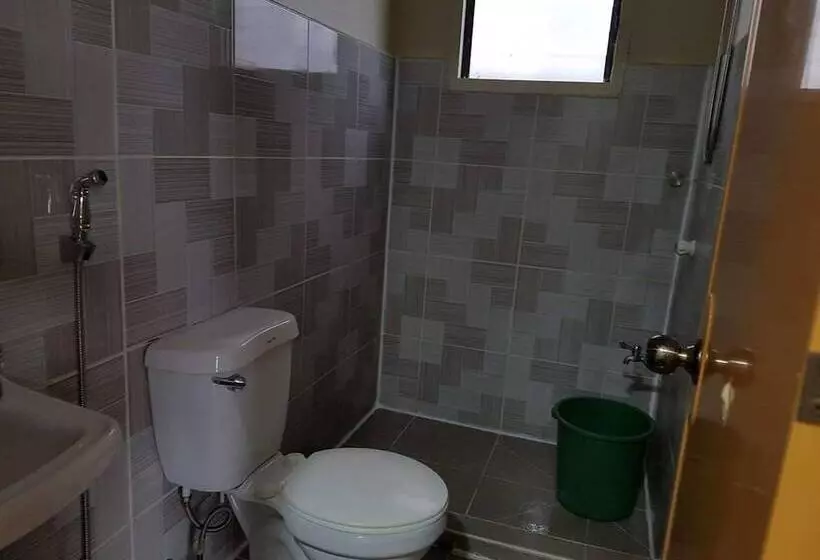 Hotelli Madid's Inn Beach Resort